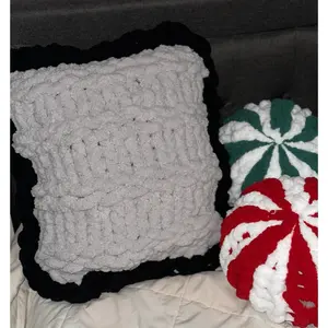 Chunky knit pillows