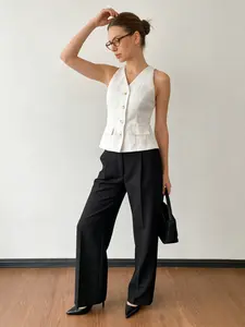 Women's Elegant Sleeveless Shirt, Fitted Button Front Blouse, Casual Business Wear, Pocket Design, Plain Pattern, Daily Fashion