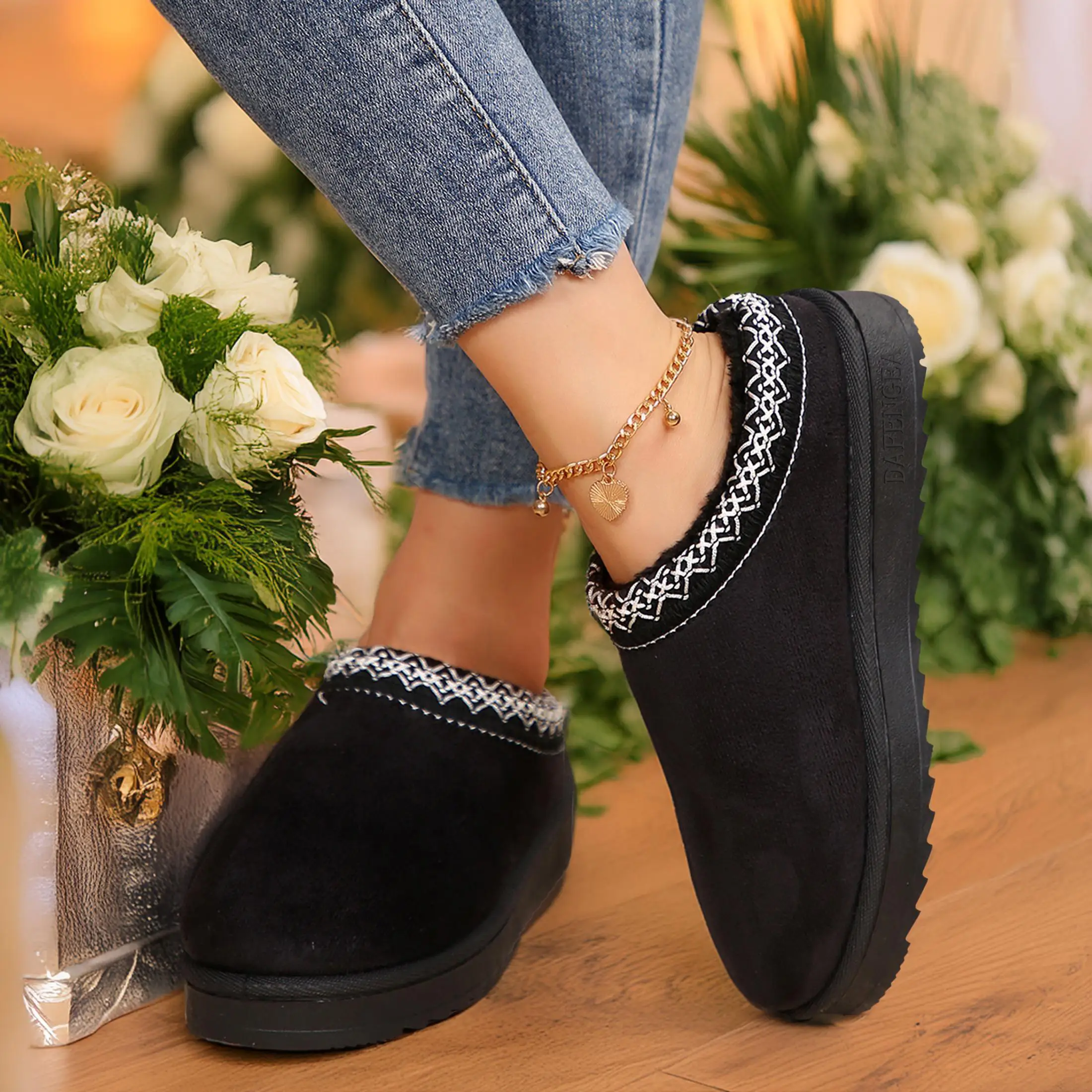 Women Slippers Platform Mini Boots Short Ankle Anti-Slip Boot Fleece Lined Shoes House slippers Boot For Outdoor Indoor