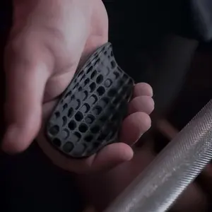 VAGUYGY MaxGrip Workout Grip for Maximum Strength Anatomical Design Inspired by Octopus Tentacles for Enhanced Performance and Comfort - Handgrip