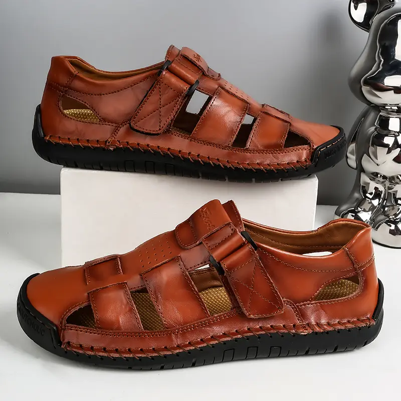 Chic Street Toe-Post Leather Sandals for Men, Slip-On Men's Shoes for Outdoor Walk and Beach with a Non-Slip Rubber Sole, Plain Look, Slip-On Easy