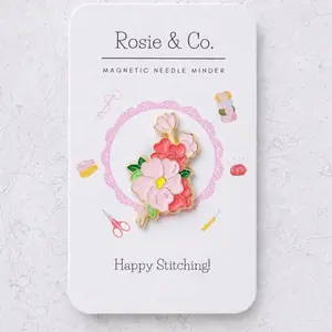 Flower Magnet Needle Minder