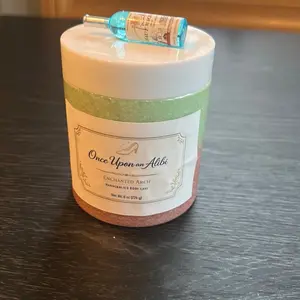 Once upon an alibi. creamy foaming sugar scrub. 8 ounces.  Fragrance with class and sass nature’s garden. A beautiful light perfume scent.
