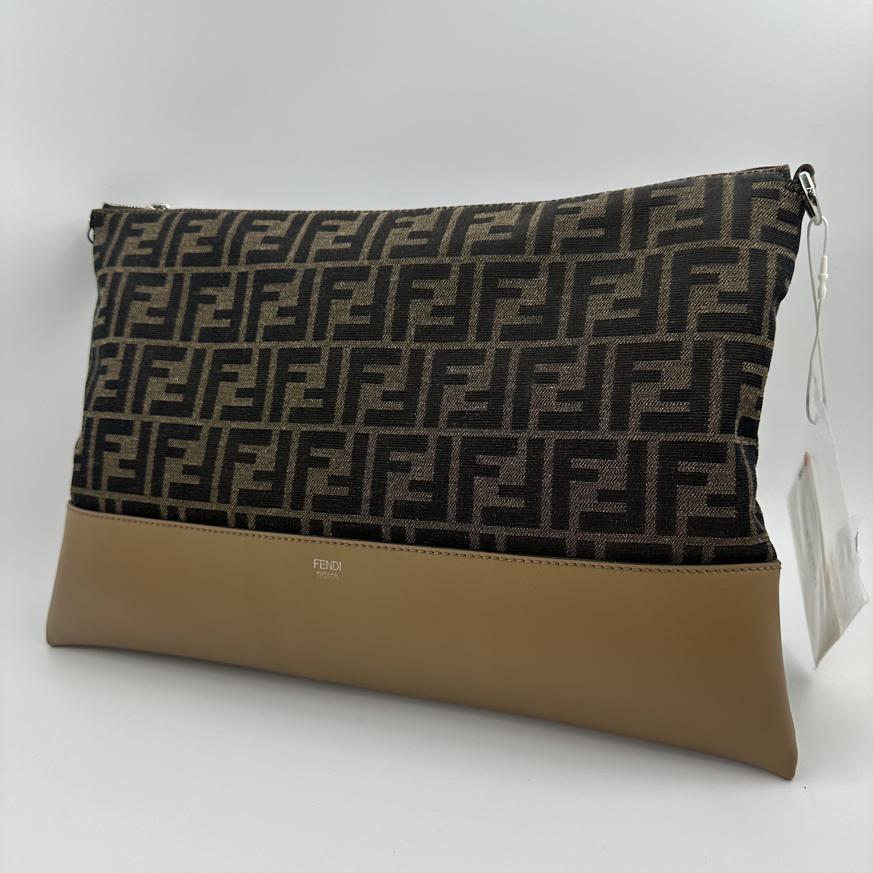 Pre-owned FENDI canvas leather handbag