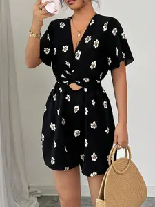 Vintage Daisy Floral Jumpsuit Short Pants, V Neck Knot Design, High Waist Flare Sleeves, Slimming Boho Vacation Style, Casual Woven Fabric, Womenswear