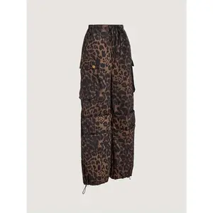 [LeopardPrintCargoPants]CasualPolyesterWomen'sLeopardPrintCargoPants-LooseFitwithPockets,DrawstringWaist,All-SeasonComfort,Brown&BlackAnimalPattern,JoggingPants