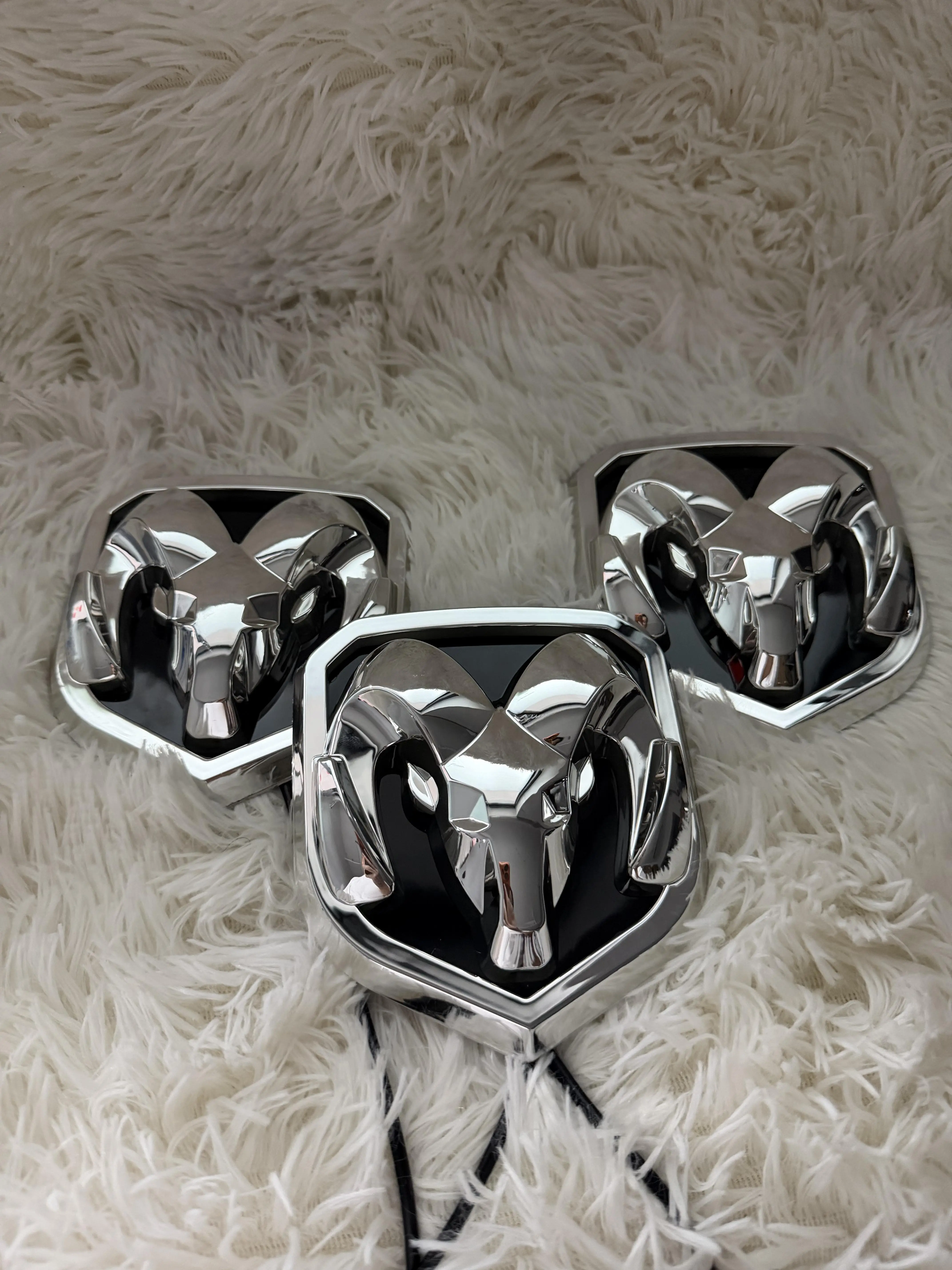 Dodge Ram LED Light Up Ram Head Emblem, 3D Chrome Waterproof Illuminated Grille Badge Truck Exterior Decor Mod Accessories for Ram 1500 2500 3500 Pickup