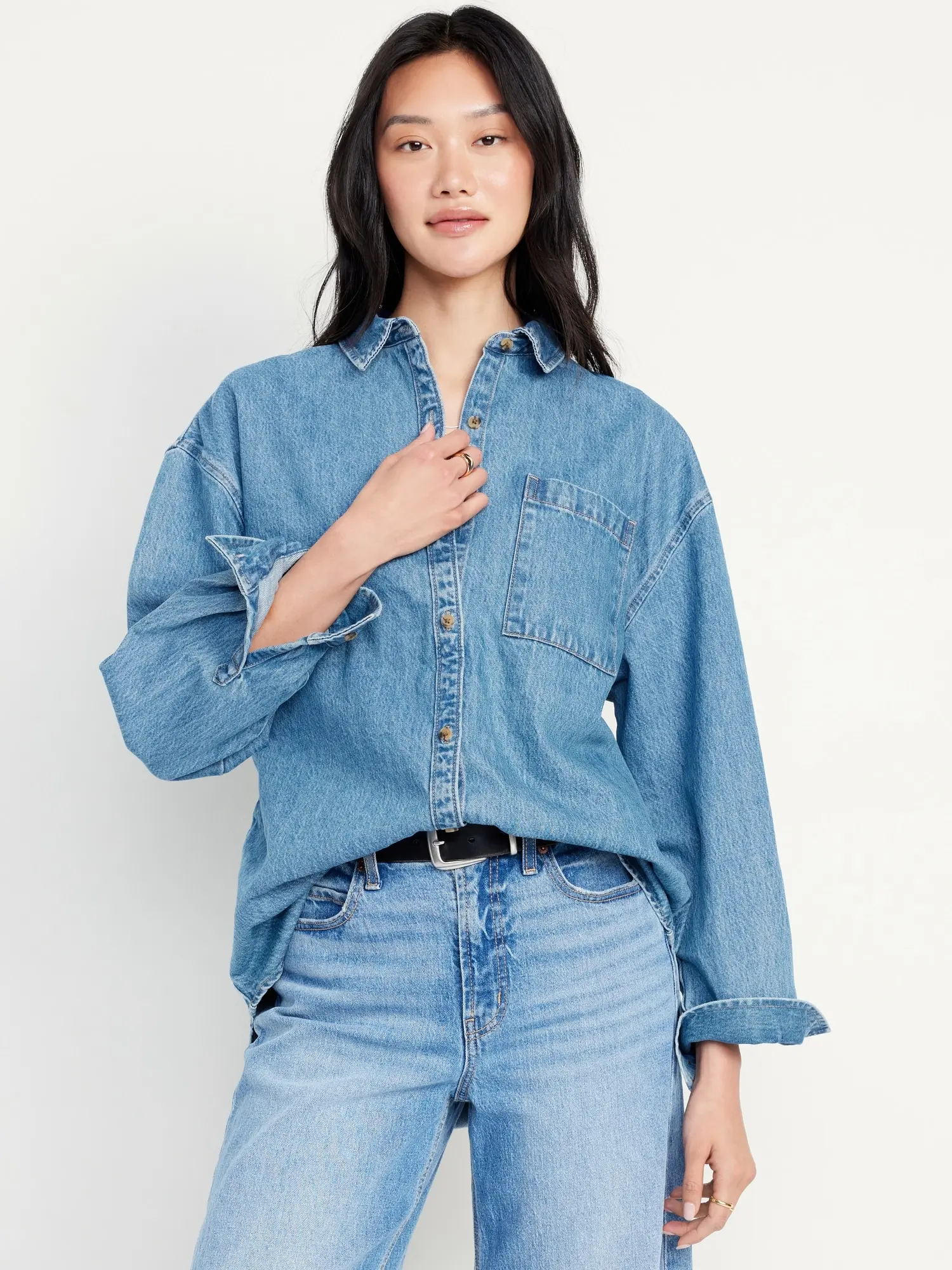 Old Navy Women's Oversized Boyfriend Button-Down Jean Shirt Old Navy Women's Oversized Boyfriend Button-Down Jean Shirt