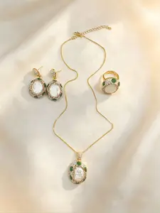 Women's Baroque 3-Piece Jewelry Set, Elegant Design, Charming Accessory Collection
