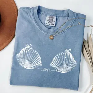 Comfort Colors Vintage 90s Seashell TShirt, Ocean Lover Tee, Summer Trip TShirt, Mermaid T-Shirt, Preppy Coastal Aesthetic Tee, Coquette Bow Beach Tee