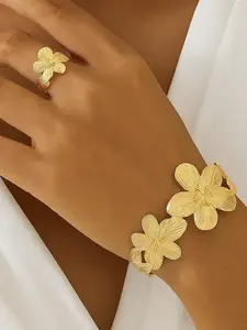 Flower Design Cuff Bangle & Ring, Elegant Floral Jewelry for Women, Unique Gift for Women