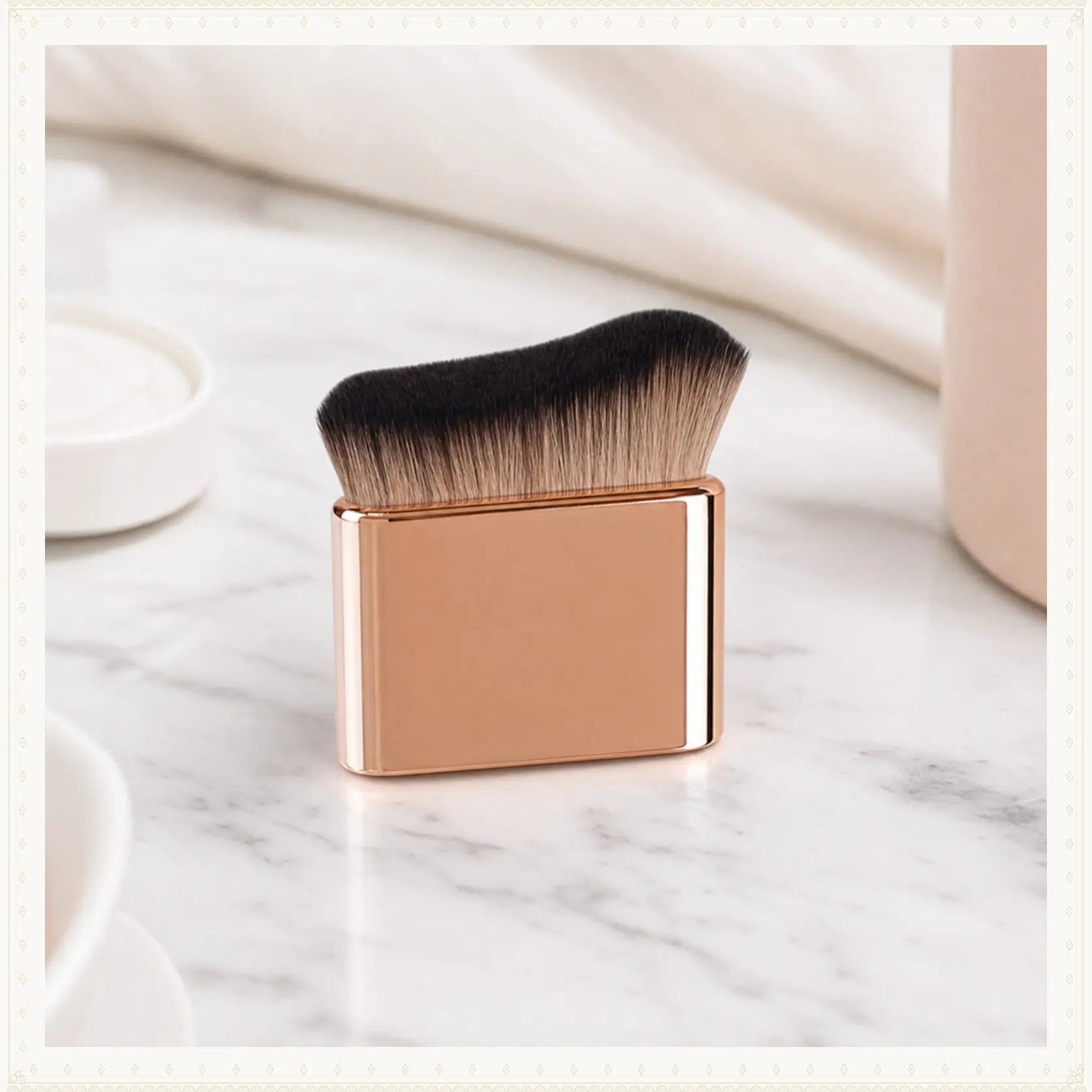 Big Self Tanning Blend Brush, Professional Self Tanner, Kabuki, Powder, Foundation, Blusher, Shadow, Bronzer, Face and Body Brush (ROSE GOLD)