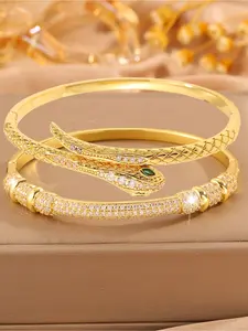 2-piece classic and fashionable Instagram popular bracelet set, made of copper material, suitable for both men and women, exquisite and unique design, suitable for daily occasions, friendship commemoration