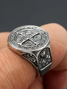 Stainless Steel Christmas Decoration Ring, Unisex Benedict Cross & Latin Letters Design, Vintage Christian Jewelry Gift, Party & Casual Wear