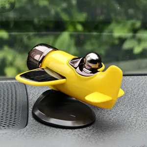 Solar Powered Rotating Car Ornament, Creative Dashboard Decor, Gift for New Car Owners, Relieves Fatigue, Fun Driving Accessory, Car Dashboard Decoration