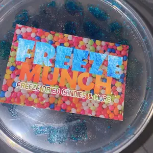 Sour Blue Razz Viral Gushers Gummy Sweet & Sour Blue Raspberry Flavor Tangy Candy Bonbon Snack Dulce