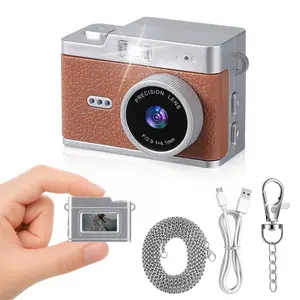 Mini Retro Keychain Digital Camera, Ultra Compact Micro Camera, Supports 1080P Video Recording, 0.96 Inch Display, Long Battery Life