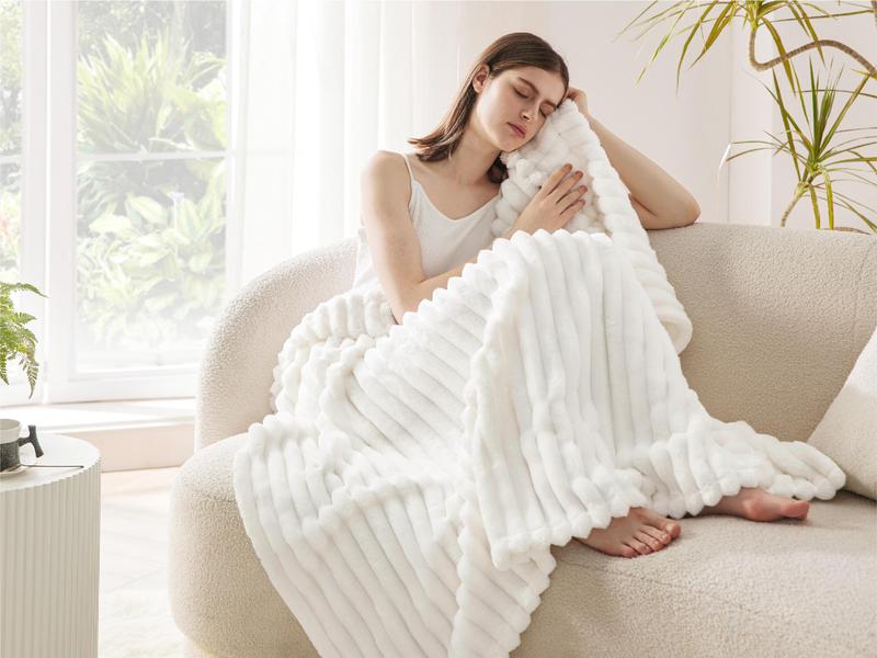 Bedsure Luxury Chunky Corduroy Fleece Sleep  Blanket- Ultra Soft, Warm, Cozy Extra Soft  Baby Blanket for Sofa, Bed, Nursery Ideal Seasonal Gift Solid Yellow Color,Autumn Lightweight Comforter