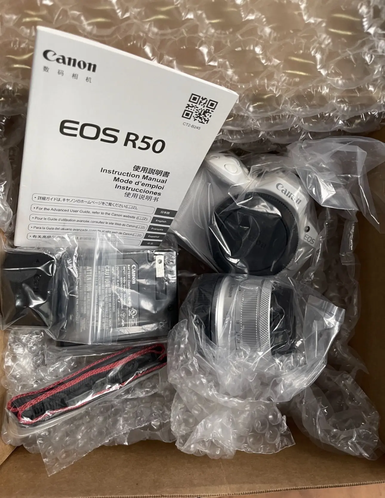 EOS R50 Mirrorless Camera with RF-S 18-45mm EOS R50 Mirrorless Camera with RF-S 18-45mm