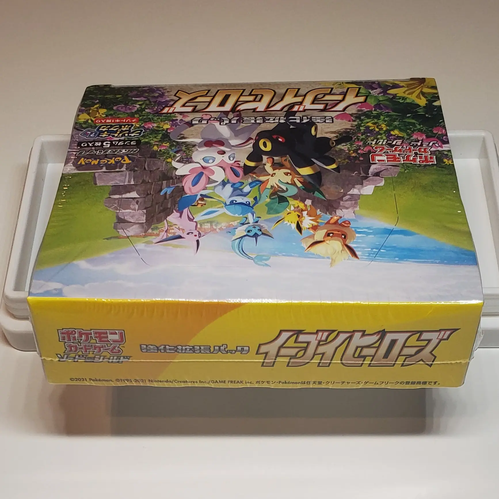 SEALED Japanese Pokmon - Sword & Shield: Eevee Heros Booster Box (S6a) -  TikTok Shop