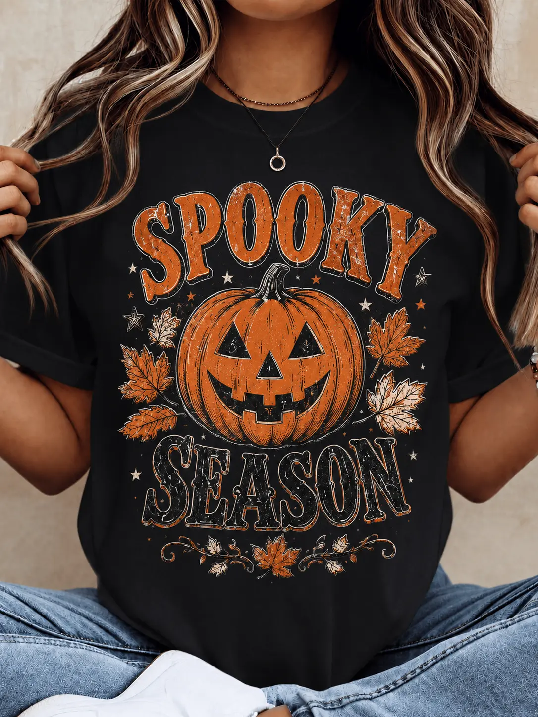 Women's Vintage Comfortable Short-Sleeve Halloween Graphic Tee - Spooky Season Pumpkin Print, Casual Wear Statement Top, Shortsleeve