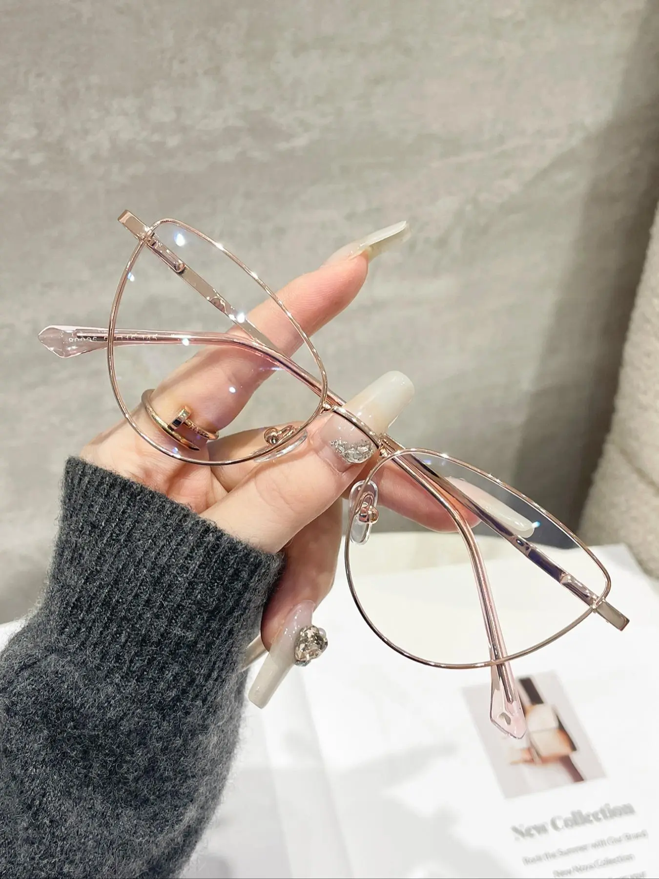 Women's Metal Cat Eye Frame Anti Blue Light Eyeglasses, Cute Decorative Eyeglasses for Everyday Use, Fashion Accessories for Outdoor Activities, Stylish Eyeglass, Lightweight Glasses, Stylish Trendy Eyewear, Trendy Casual Eyeglasses