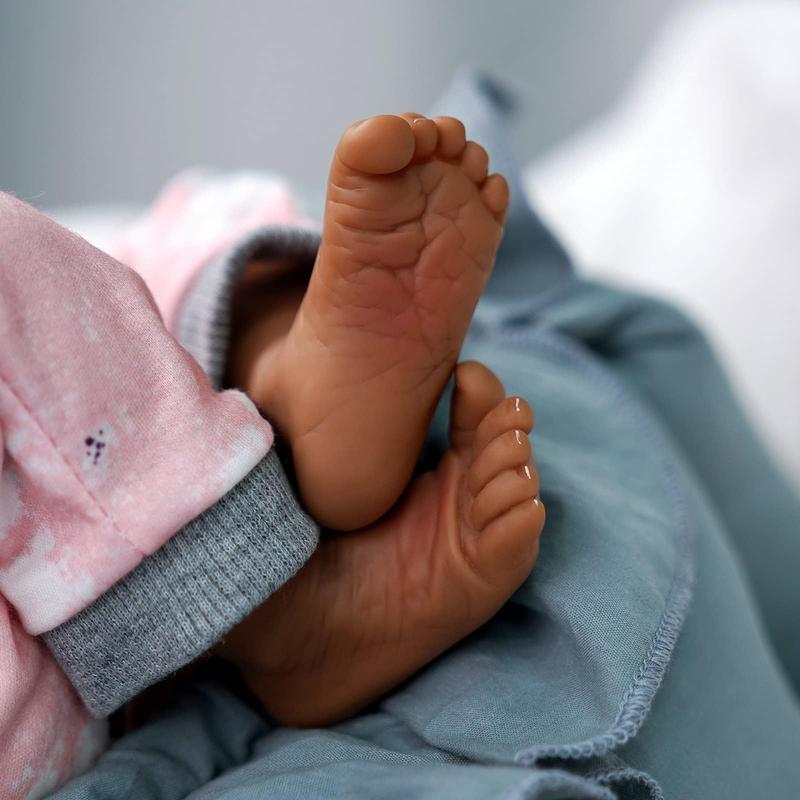 BABESIDE Lifelike Reborn Baby Dolls Black -17Inch Baby-Soft Body & Curls Realistic-Newborn Baby Doll African American Real Life Baby Dolls Cloth Body with Gift Box for Kids