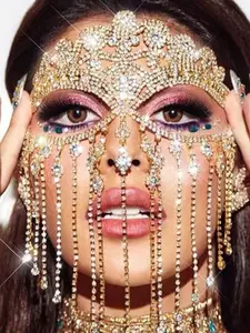 Luxurious Rhinestone Face Mask for Women, Party Stage Accessory, Glittering Design, Evening Event Decoration, Elegant Look