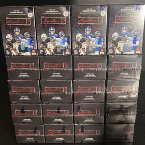 Pick Your Team Break 20x 2025 Topps Signature Class Football Blasters