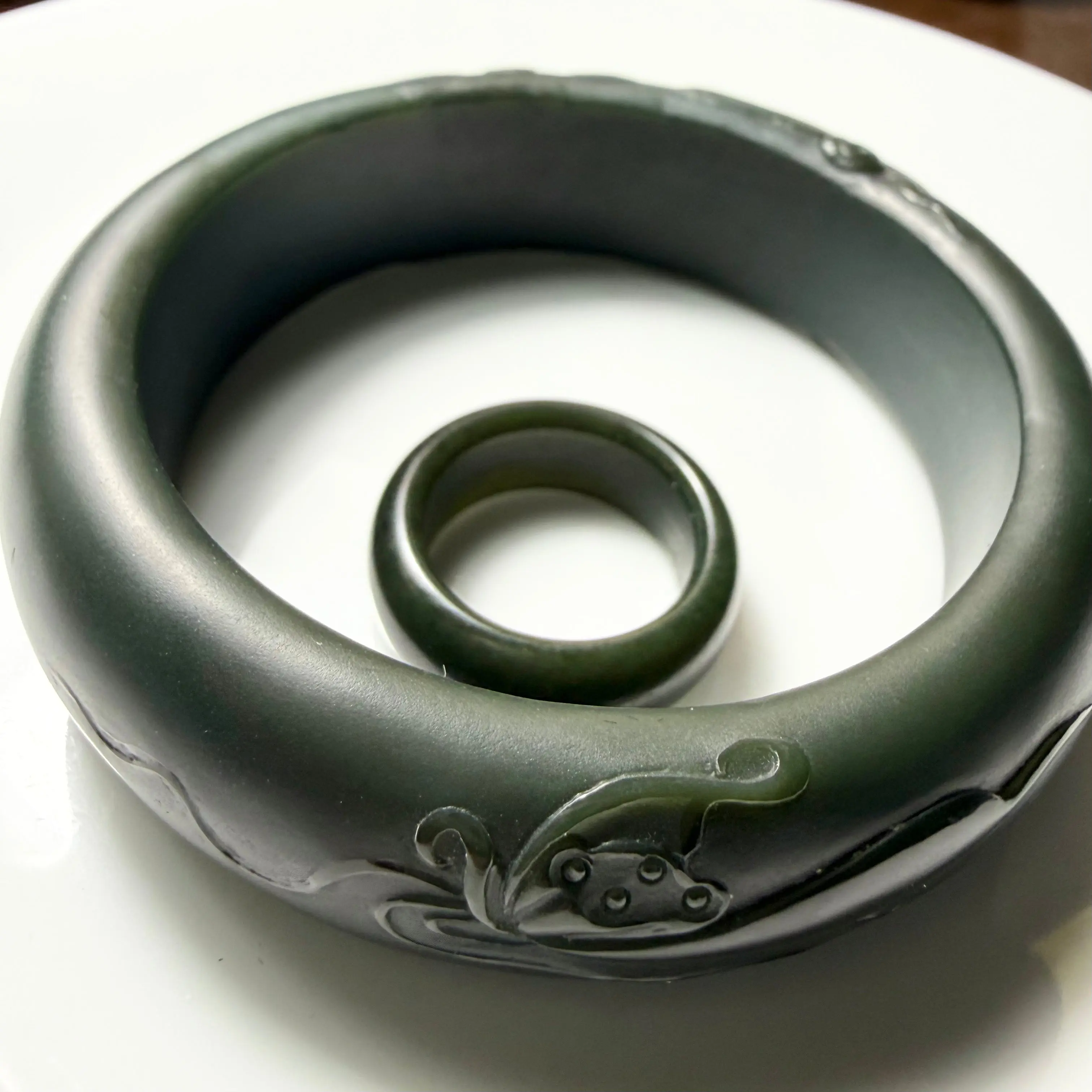 Certified Genuine Hetian Jade nephrite jade Bracelet Deep Green bangle - 56mm inner diameter