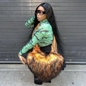 Vintage Plush Heart Bag |   Faux Fur Shell Crossbody for Chic Fashion