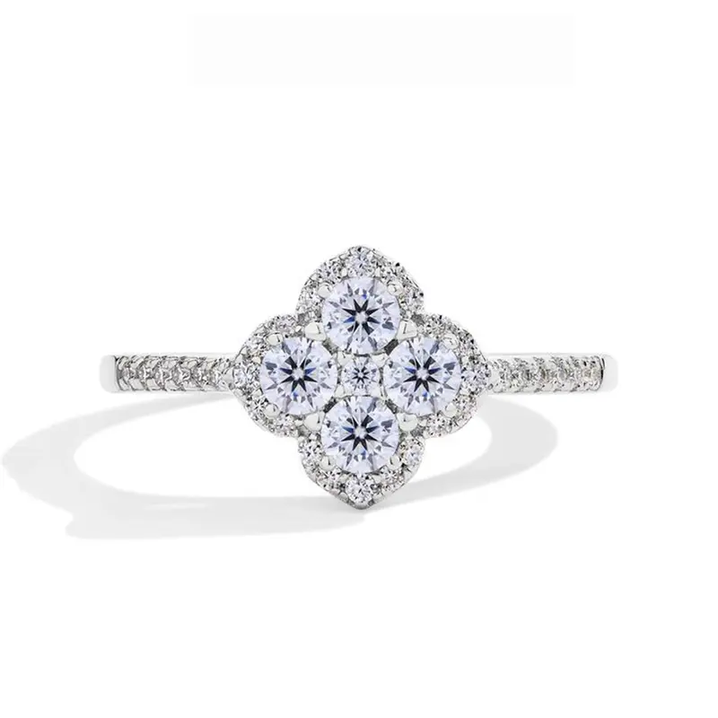 Luxury Moissanite Engagement Ring with Lucky Four-Leaf Clover Design, Elegant Fashion Jewelry Gift for Women, Artificial Gemstone Ring, Perfect for Parties & Holidays