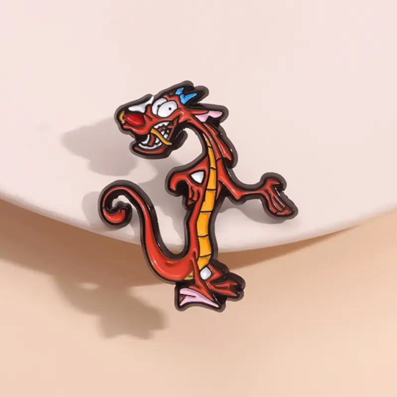 Unique Design Eastern Cartoon Anime Dragon Brooch Lapel Pin Clip, Alloy Brooch Pin, Mulan Guardian Dragon Enamel Badge, Must-Have for Animation Collectors, Collectible Pins, Perfect Gift for Friends, Accessories