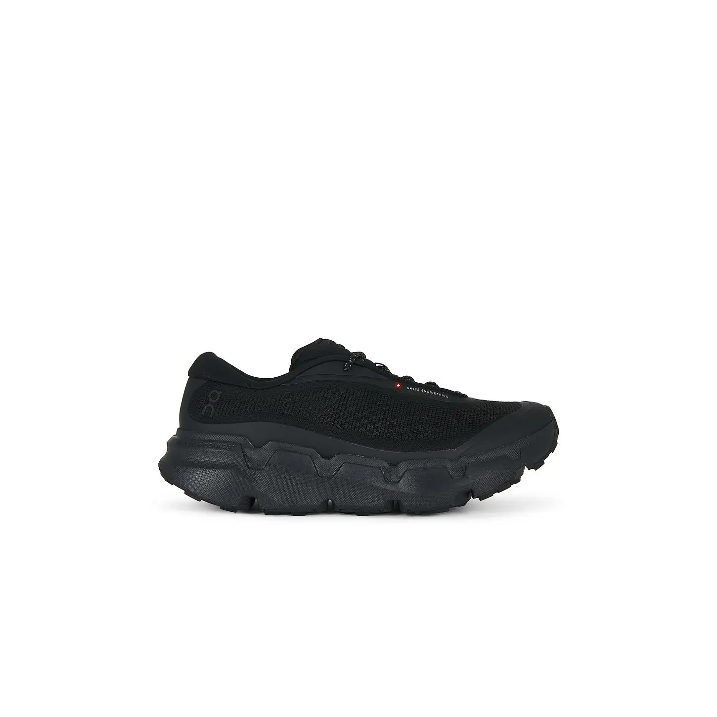 On Cloudsoma Hike in Black