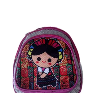 Mini Backpack for Girls with Artesanal Design and Leas Inside