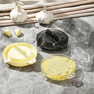 Food Gadgets Plastic Ginger Garlic Grater Tools Kitchen Fruit Vegetables Masher with Lids Hand Grinder Portable Round