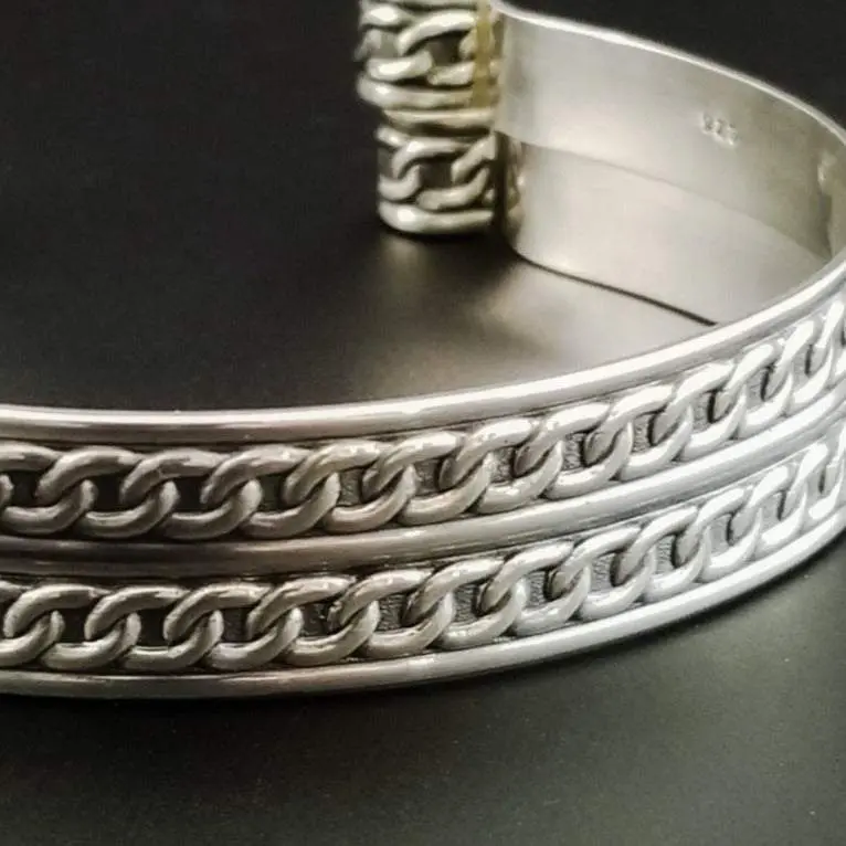 DONOVAN Submissive Handcuff Bracelets {Pair}