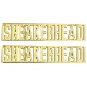 Sneakerhead Dubraes custom shoelace tags for all shoes provided by Dubraes