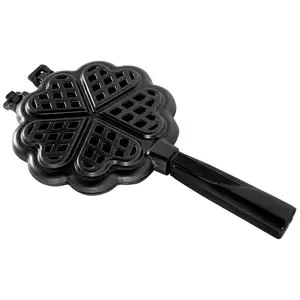 Nordic Ware Sweetheart Waffler