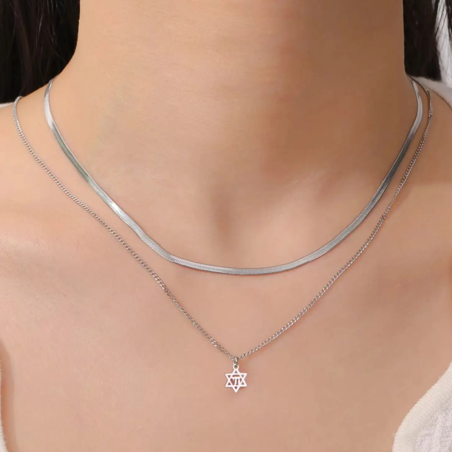 Women's Dainty Layered Stainless Steel Star of David Chai Necklace - Religious Spiritual Protection Amulet, Adjustable 37cm Chain, 11*8.5mm Pendant, Jewish Jewelry Gift, Long