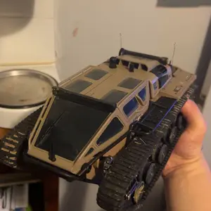 1/16 Military RC Crawler Tank, 4WD Off-Road Remote Control Car with Adjustable Speed and Openable Doors, 2 Rechargeable Batteries, All Terrain Vehicle for Kids Adults, Ideal Birthday Gift for Boys