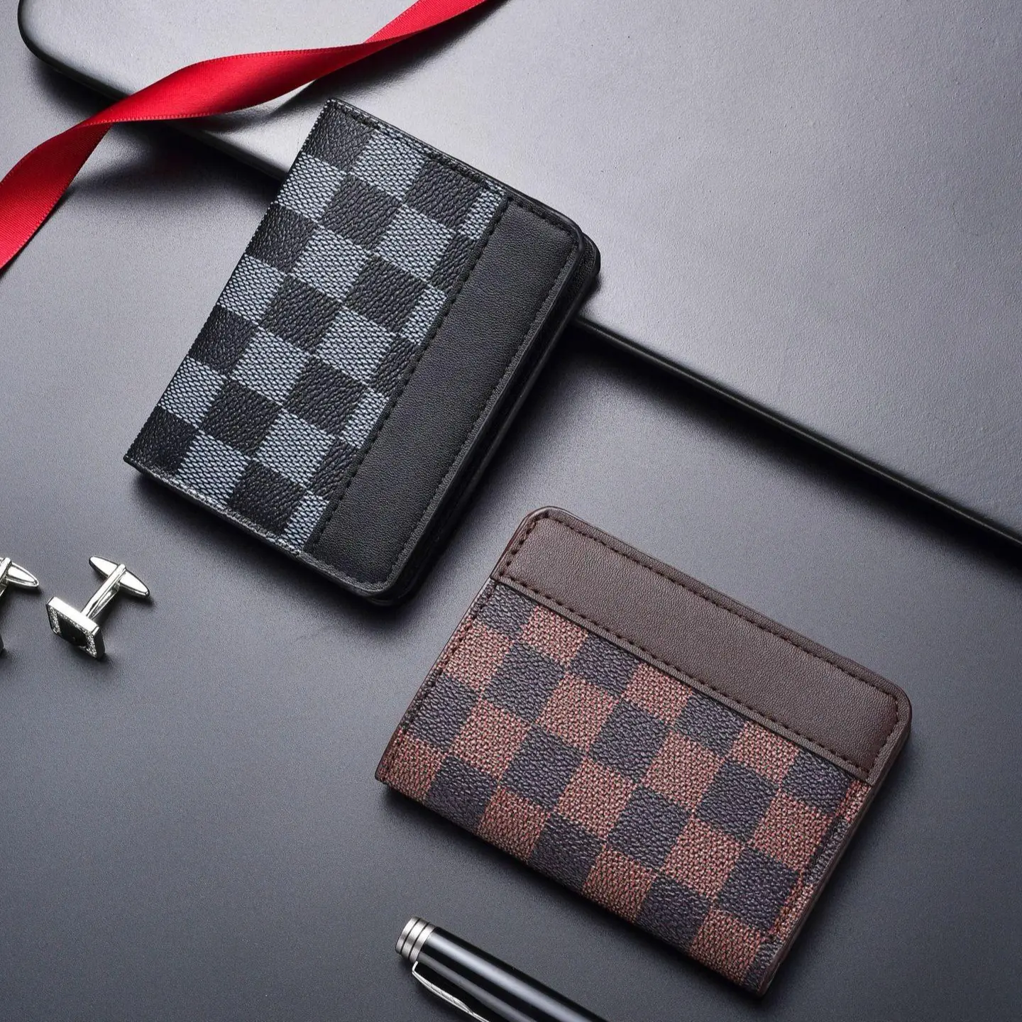 Men's Vintage PU Leather Bifold Wallet, Slim Checkered Card Holder with Multiple Card Slots and Cash Compartment, Compact Minimalist Short Wallet, Black and Brown Checkerboard Design, Birthday Gift for Boyfriend, Christmas, Valentine's Day Gift for Him