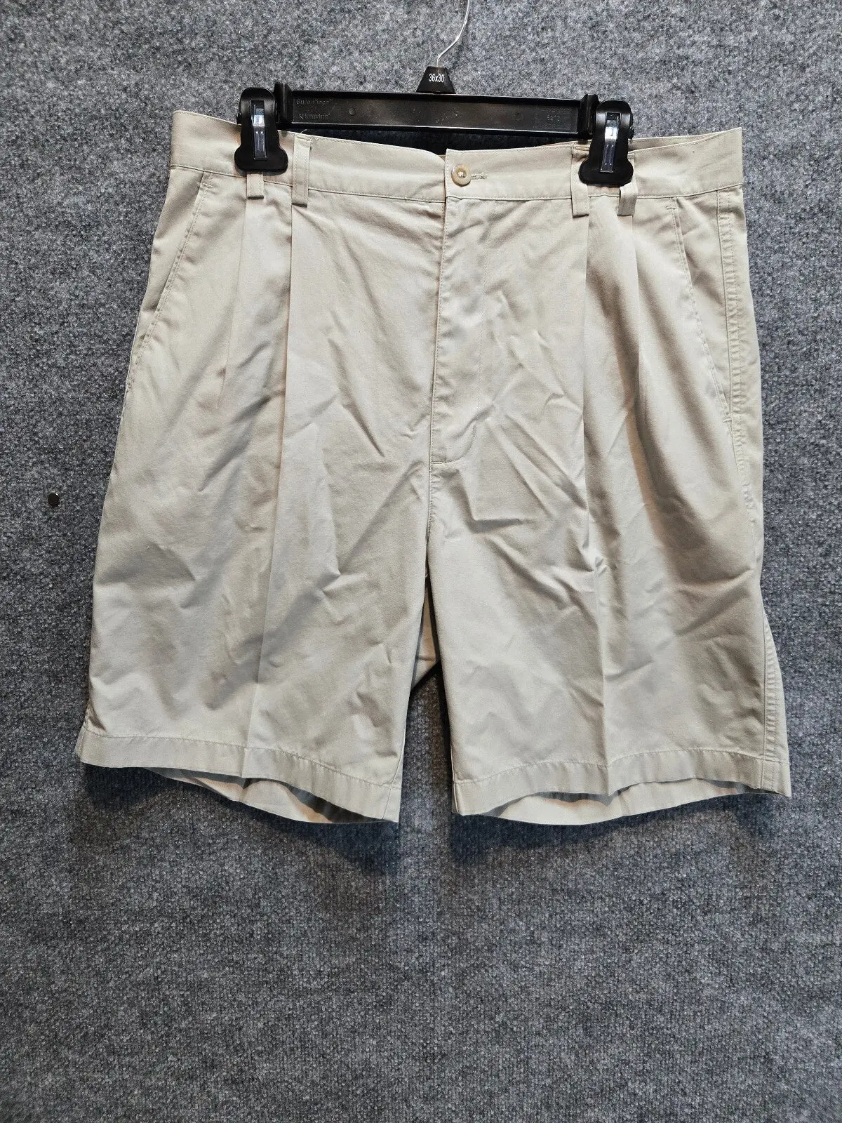 Greg Norman Collection Men's Pleated Golf Shorts Khaki Beige Size 34