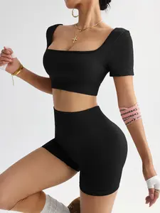 High-stretch seamless women’s fitness set: European/American style square neckline backless short-sleeve top + high-waisted butt-lifting tummy control yoga shorts; ribbed breathable two-piece activewear for running, training, and Pilates; spring/summer co