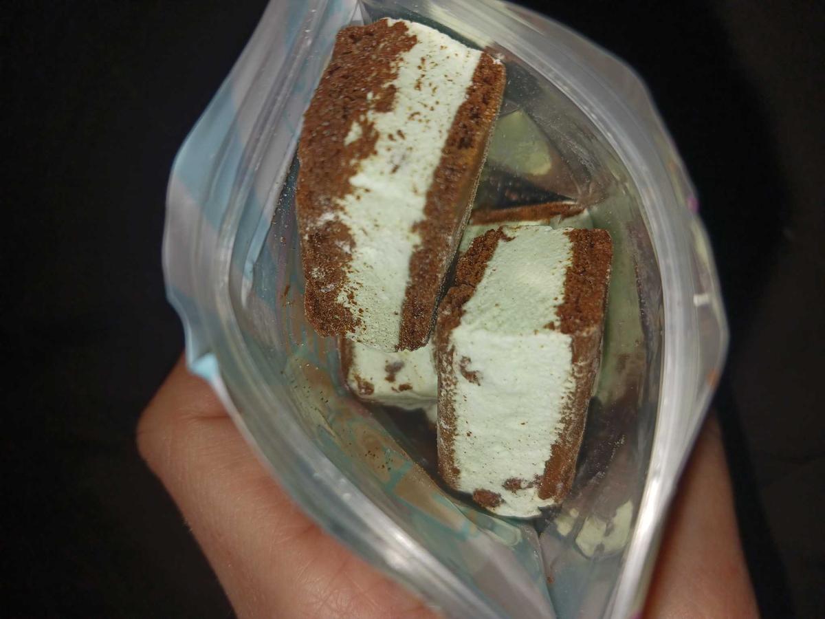 Item: Small - 1.2 Ounce, Mint