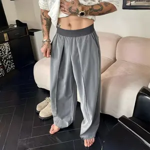 Men’s solid-color pleated dress pants, loose wide-leg design with a relaxed fit, draped straight legs, elastic waistband, and slant pockets—ideal for commuting, business travel, and all-season wear; formal.