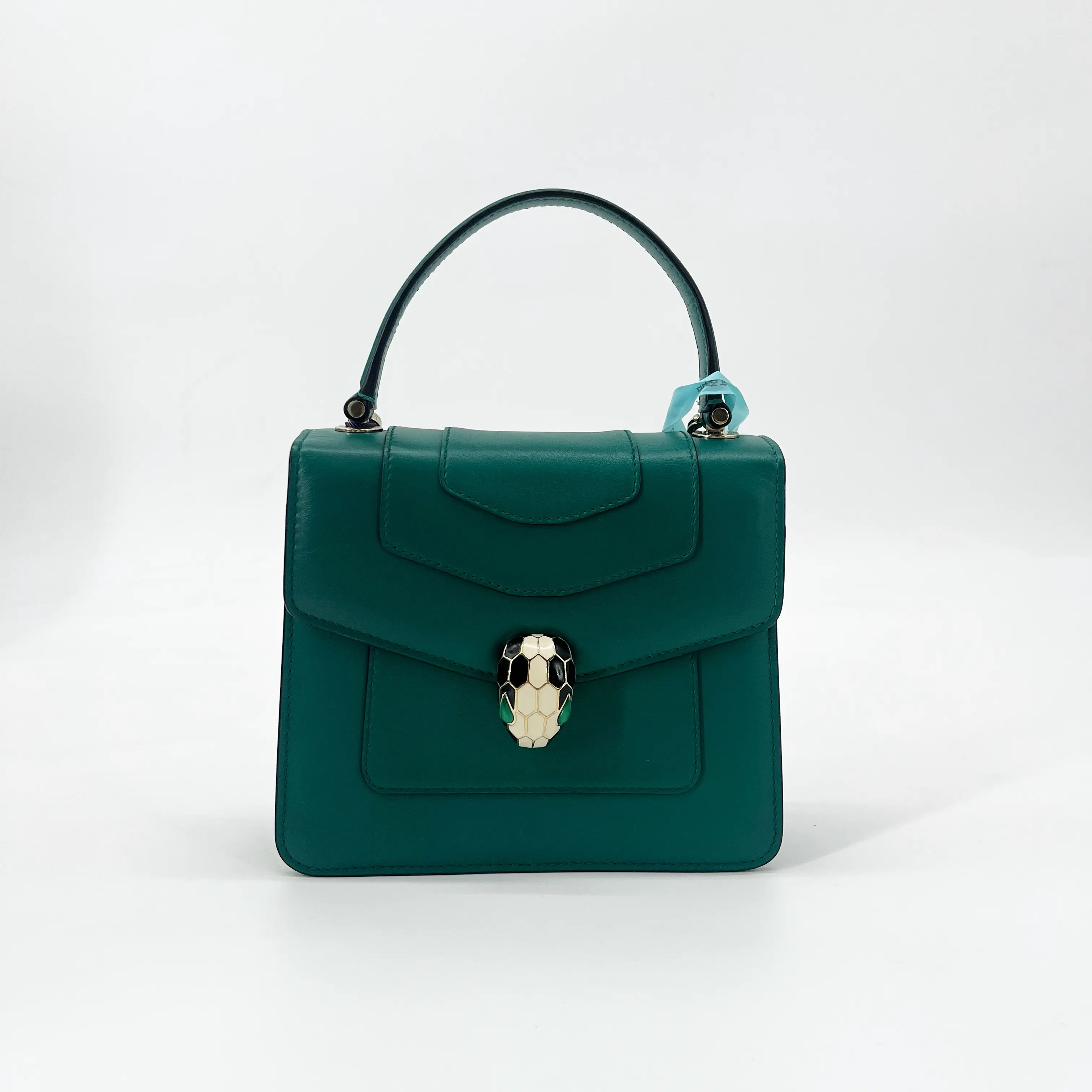Pre-owned Bvlgari Leather Top Handle Bag Serpenti Forever Small Emerald Green Calfskin Handbag Top Handle, 2 Way Crossbody Bags, Snakehead Detail, Additional Strap, Center Partition, Handbag, Gold