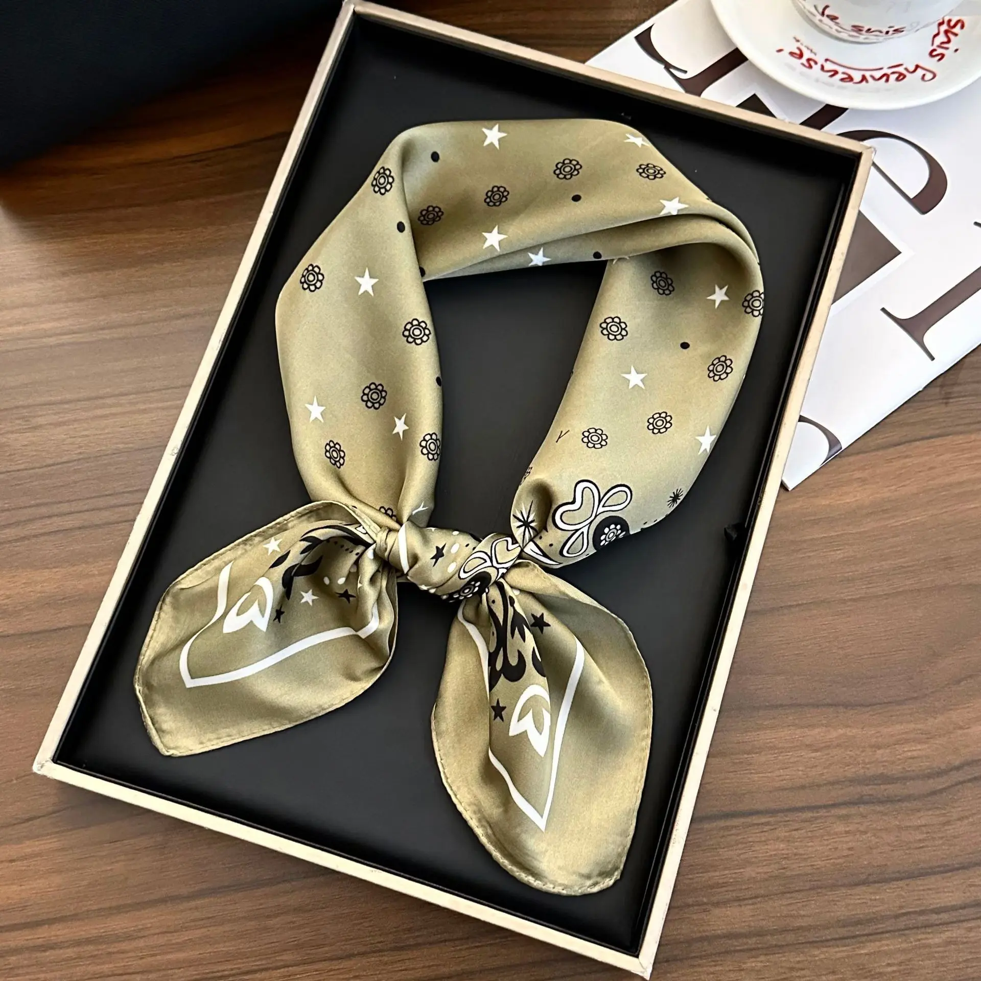 Xiangyang cashew nut dark green