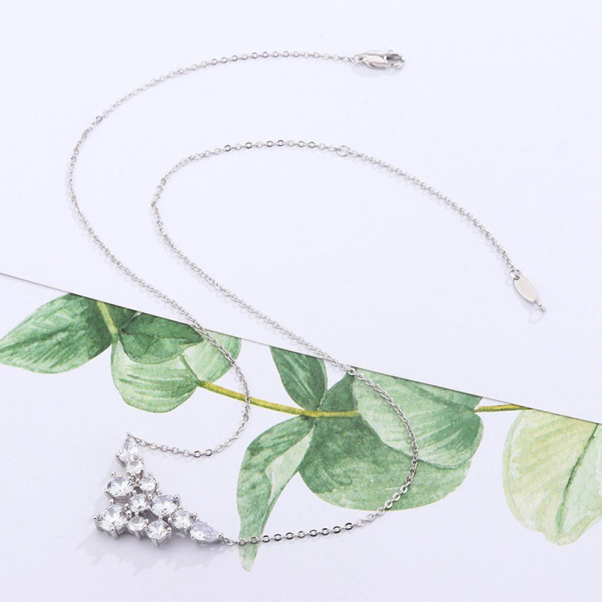 Dainty Multi-Shape Sparkle Cluster Necklace, Smooth Polished Link Chain, Elegant Feminine Statement Jewelry, Versatile Formal & Casual Accessory, Perfect Gift for Fashion Lovers, Timeless Design for All Occasions