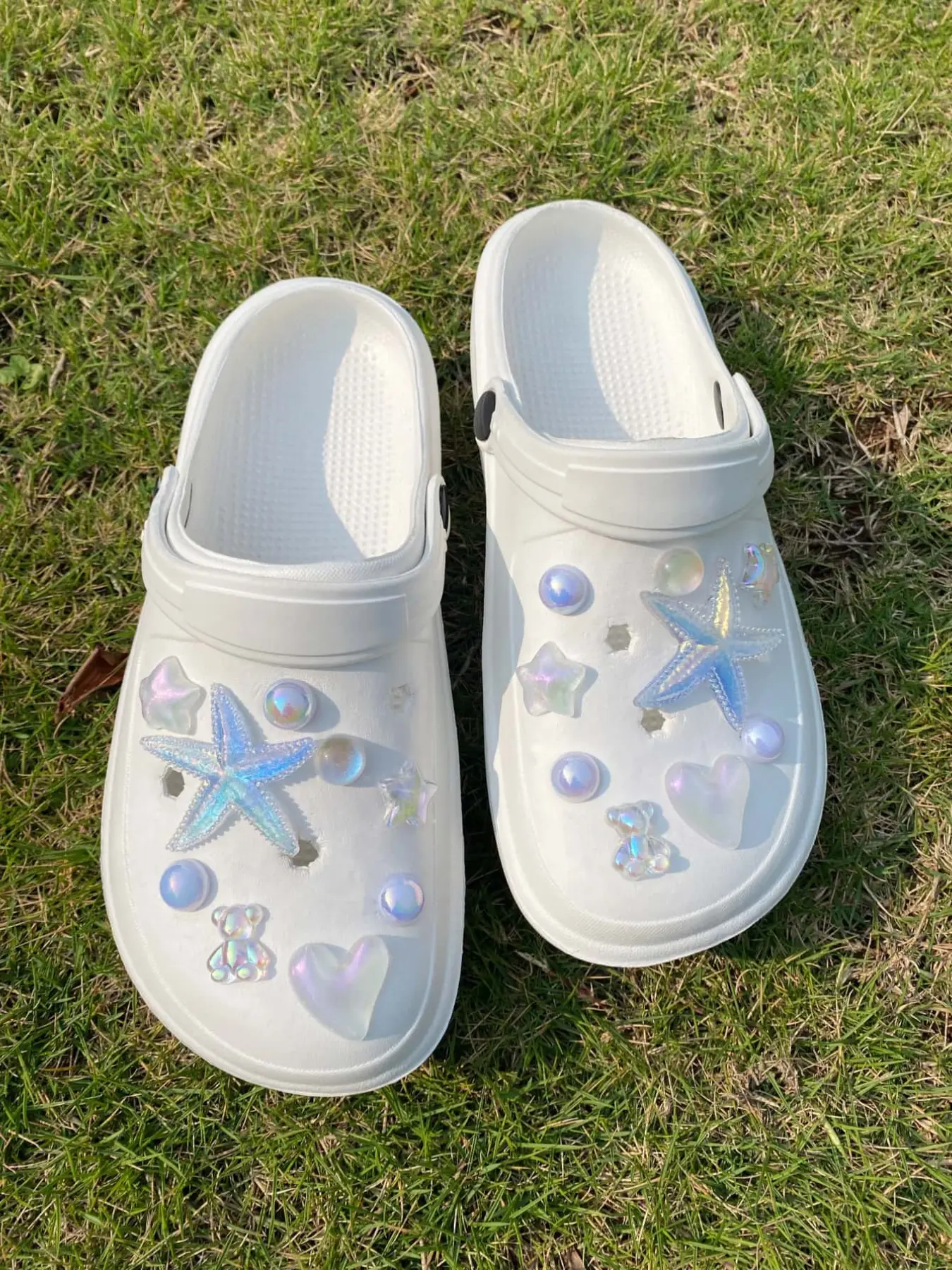 18pcs Fashionable Abs Starfish Decor Shoe Clips, Shoe Charms, DIY Detachable Rhinestone Heart Pearl Shoes, Multi-Use for Sandals, Flip Flops, Beach Bags, Party Gifts
